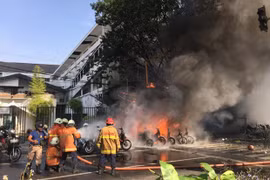 Indonesia police arrest four suspected terrorists