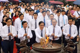Activities held to commemorate legendary ancestors of Vietnam