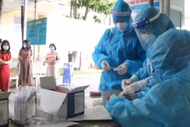 Hanoi strictly monitors people from pandemic-hit areas