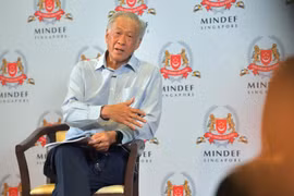 Singapore’s Defence Minister visits US