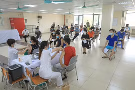 VN administers record 1.4m doses of COVID-19 vaccine on Aug. 10, total crosses 11m mark