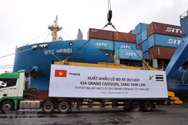 THACO exports largest-ever batch of automobiles, components, spare parts
