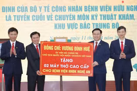NA Chairman pays working trip to central Nghe An province