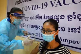 COVID-19 vaccination to be expanded in Laos, become mandatory in Cambodia