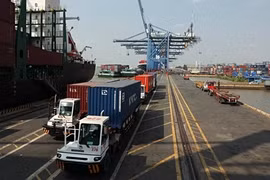 Customs agency issues guidance for UKVFTA implementation