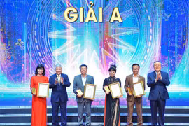 Anti-corruption press works honoured