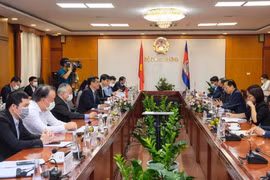Vietnam, Cambodia lift trade ties