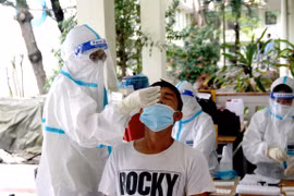 Vietnam reports 4,363 new COVID-19 cases on October 6