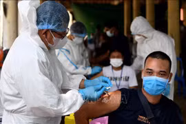 Cambodia records drop in COVID-19 cases, Laos still sees complicated developments