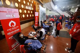 Thousands join blood donation festival in Hanoi