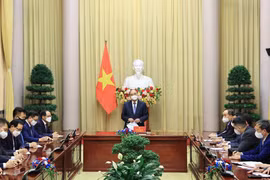 President promises favourable conditions for RoK businesses 