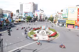 Braving pandemic, HCM City’s budget collection surpasses target