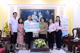 Over 34 billion VND for COVID-19 vaccine purchase in HCM City 