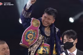 Female boxer wins first WBO world belt for Vietnam