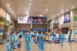 Hundreds of pandemic-hit migrant workers brought home from southern localities