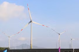 Over 100 wind power plants register to supply electricity to national grid 