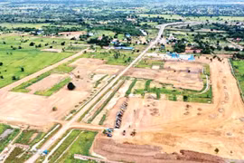 Thailand mulls over reopening border checkpoints with Cambodia