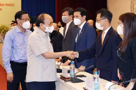 President lauds entrepreneurs’ efforts to move forward