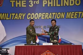 Indonesia, Philippines tighten cooperation to maintain regional security 