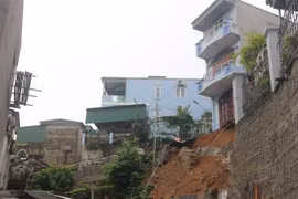 Rain-induced landslide claims three lives in Quang Ninh