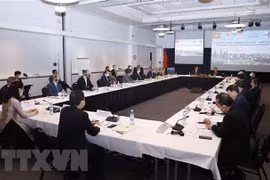 Top legislator attends Vietnam-Finland Business Roundtable