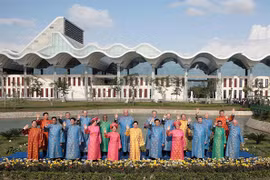 Significant role of Vietnamese ao dai honoured in online exhibition