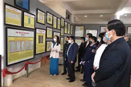 Exhibition on Hoang Sa, Truong Sa comes to Quang Tri’s mountainous district