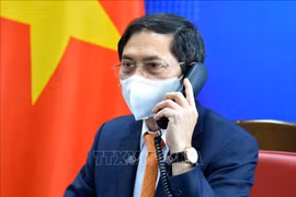 Vietnam, Thailand look to raise trade to 25 bln USD