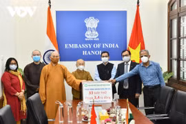 Ho Chi Minh City Buddhist Sangha donates 33 ventilators for India