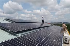Bidding contract for Phuoc Thai 2, Phuoc Thai 3 solar power plants signed 
