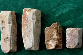 Co Loa arrowhead mould collection recognised as national treasure