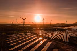 Ministry requests urgent review of solar power development