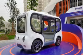 Vietnam’s first autonomous vehicle debuts