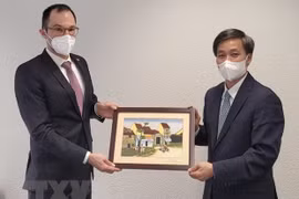 Vietnam, Switzerland look to beef up judicial cooperation