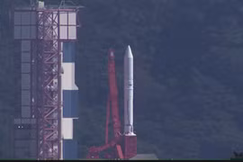JAXA: Launch of NanoDragon satellite suspended to November 9
