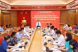 Chairman of the Commission for Information and Education Nguyen Trong Nghia speaks at the event (Photo: VNA)