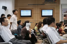 Experts optimistic as Vietnamese shares climb