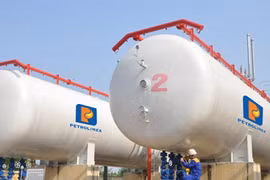 Petrolimex reports 172 percent rise in profits