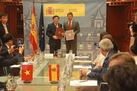 Vietnam, Spain ink legal assistance treaty in criminal matters