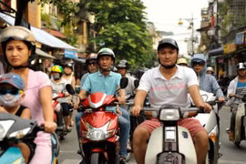 Ministries declare new vision standards for motorbike drivers