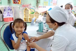 Shortage of 6-in-1 vaccine leaves children vulnerable