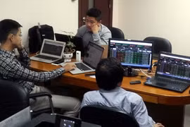 Vietnamese shares climb on TPP hopes