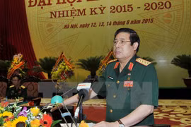 Defence Minister receives New Zealand Defence Force Chief