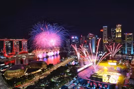 A 360-degree fireworks at the celebration of Singapore's 59th Independence Day in 2024. (Photo: straitstimes.com)