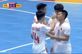 Vietnamese players celebrate the victory (Photo: VFF)