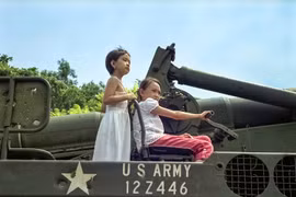 A photo in the bilingual photo book titled "War Memories" by Argentinean photographer Jorge Monaco. (Photo: The courtesy of the photographer)