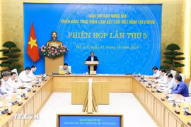 PM Pham Minh Chinh chairs the meeting (Photo: VNA)