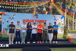 ASEAN ambassadors at the event (Photo: VNA)