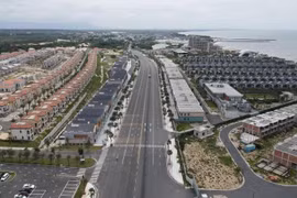 The coastal urban and entertainment complex along the DT 994 route, connecting Vung Tau, Long Hai, Phuoc Hai, Ho Tram, Phuoc Thuan, and Binh Thuan. (Photo: VNA)