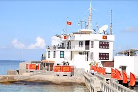 National flag flies on Truong Sa islands